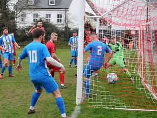 Kingsteignton conquer in local derby duel