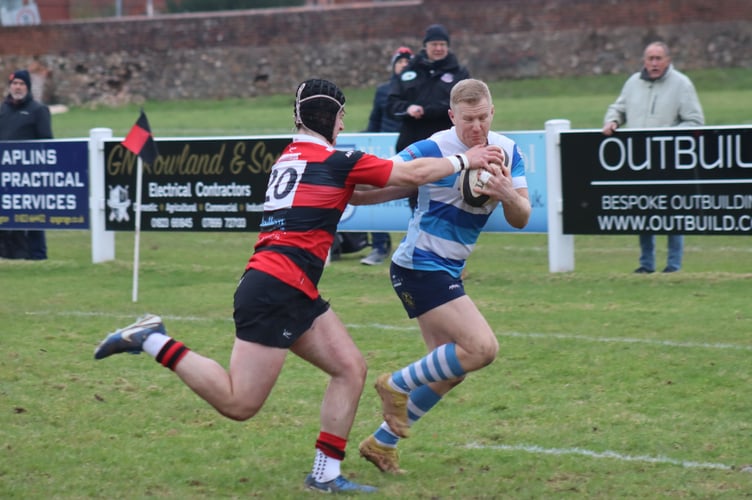 Teignmouth RFC first scorer Dan Force running in for his try