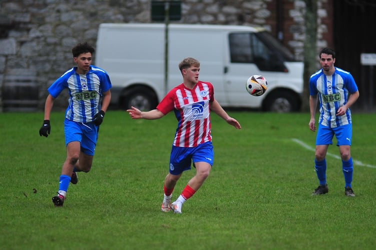 South Devon Football League. Match action from the Belli Cup as Newton Abbot 66 play Newton Abbot Spurs 2nds. Not a good day day at Osborne Park for '66 as they went down by three goals to nil to their near neighbours