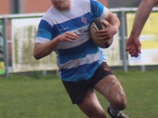 Teigns take important losing bonus point
