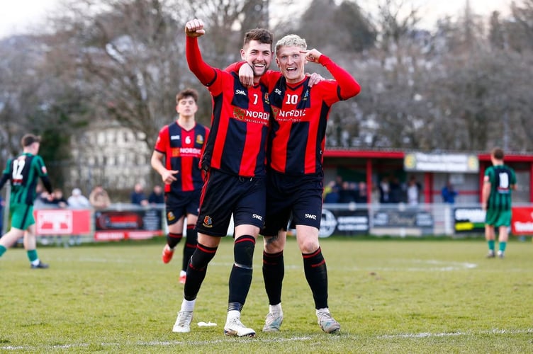 Tavistock AFC players celebrate win over Cinderford