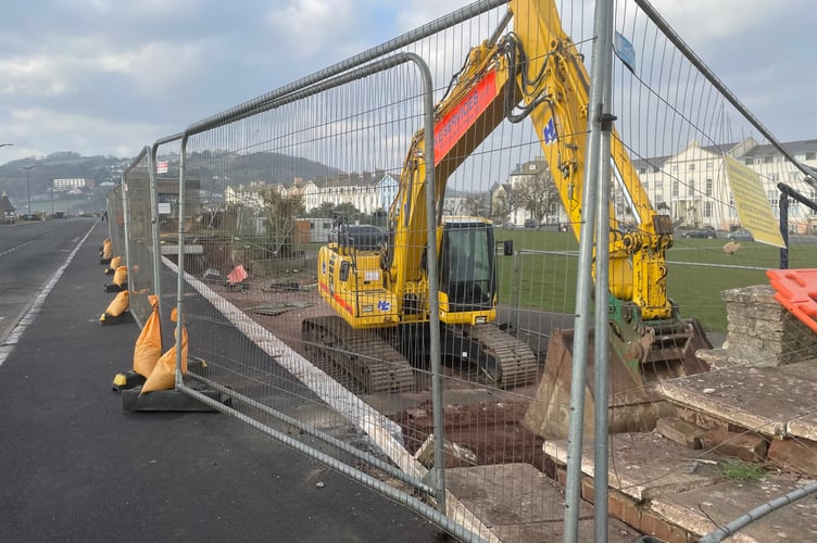 There's movement on the site of the proposed new toilet block on the Den in Teignmouth as diggers prepare to remove a concrete staircase