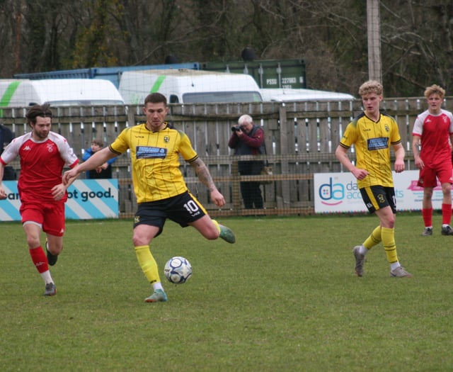 Bovey’s “fantastic gesture” towards injured Buckland star