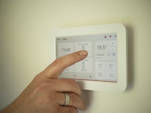 Caroline Snow | Saving energy in the home