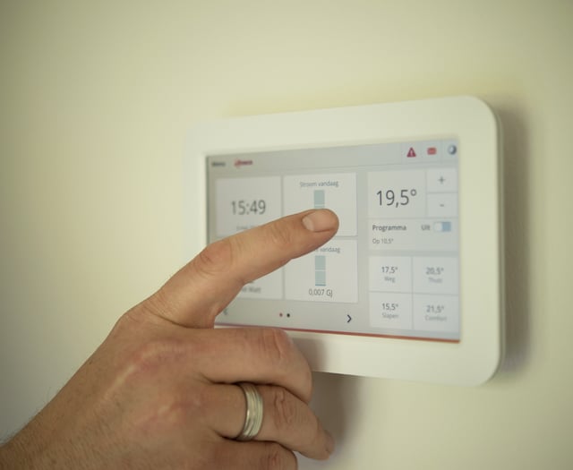 Caroline Snow | Saving energy in the home