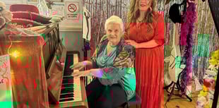 Divas raise over £1000 for Alice