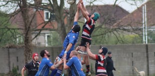 Cup exits for Teigns and New Cross
