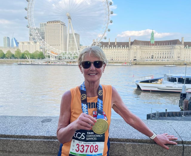 RNLI marathon runners raise more than £5,000
