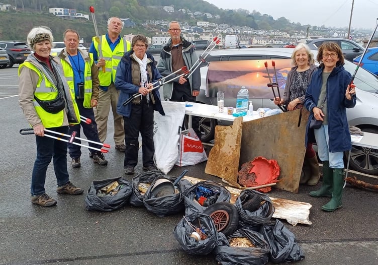 Friends of the River Teign clean up Point Car Park Teignmouth