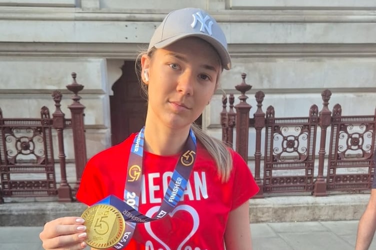 Teen Megan Preece-Bishop raised over £3,500 after being inspired by her sister's heart condition TCS London Marathon