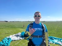 Sky Dive in memory of grandad raises over £1000