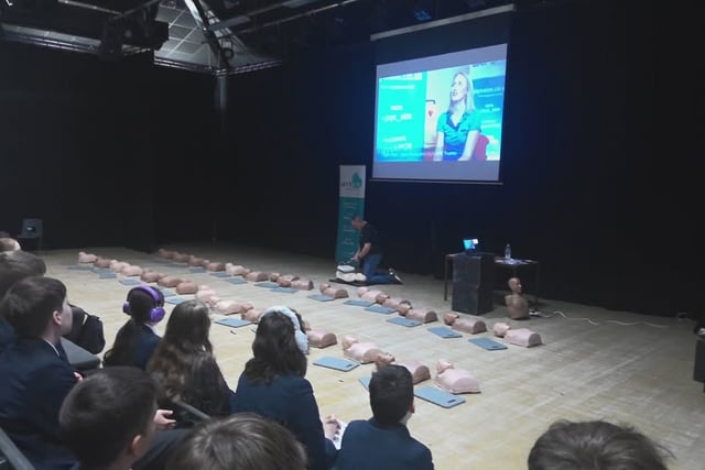 Teign Students Learn CPR