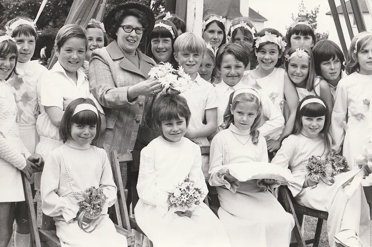 KIngsteignton Ram Roast Fair from May 1973. Crowning of the May Queen