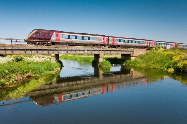 CrossCountry Class 220 221 Voyager