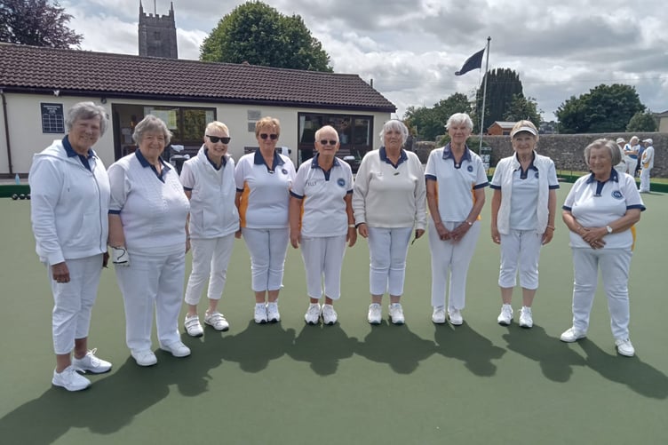 Kingsteignton BC lady bowlers before their match vs Paignton Torbay ladies