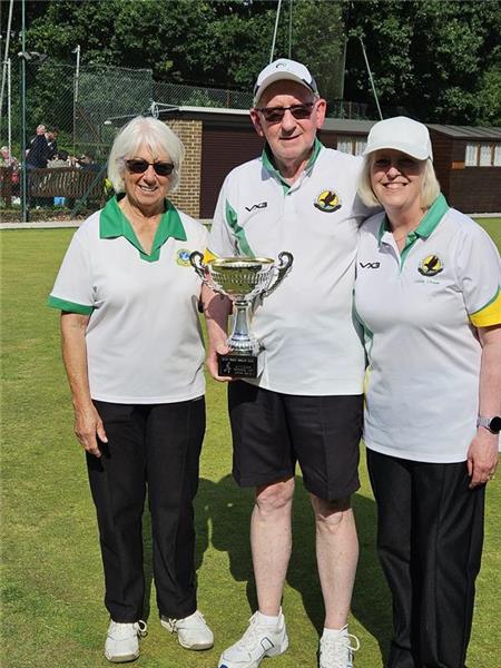 Julie Chew, Kath Callard and Keith Lockett win club drawn triples