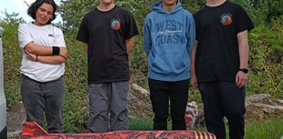 Teen rocket engineers reach for the stars
