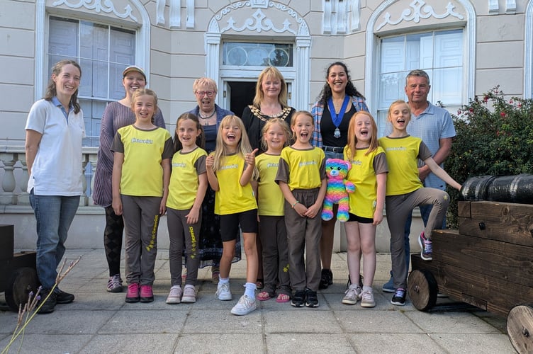 Teignmouth Brownies learnt about democracy and civic service on a visit to Teignmouth Town Council at Bitton House
