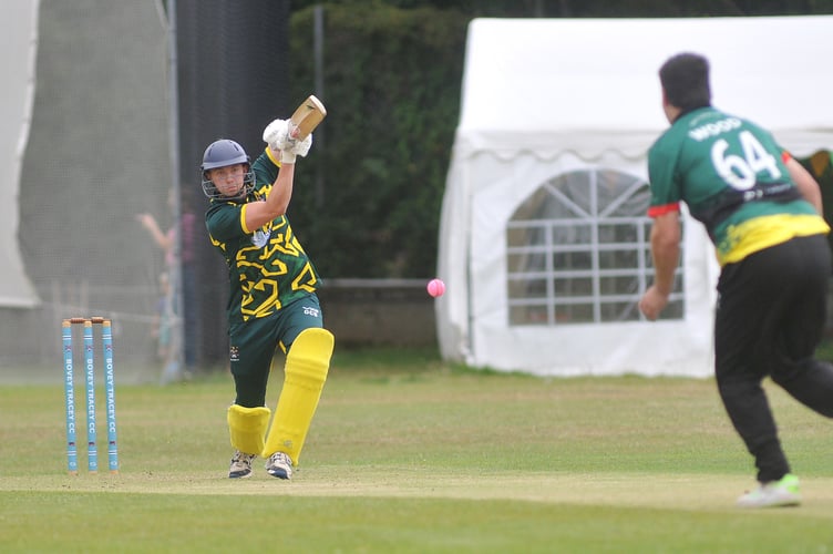 Devon Cricket League A Division. Bovey Tracey versus Hatherleigh

Bovey's Ollie Clifford-Bourne
A three wicket run for Hatherleigh who won the toss and elected to field.  Bovey Tracey 260/8 after 50 overs, to which Hatherleigh  responded with 263/7 after 48.1 overs.