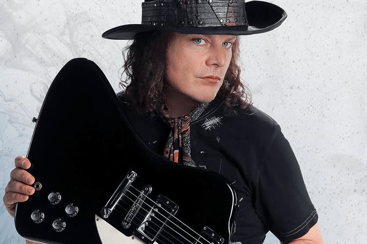 Anthony Gomes