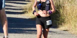 Teignmouth runner completes 100km in heat