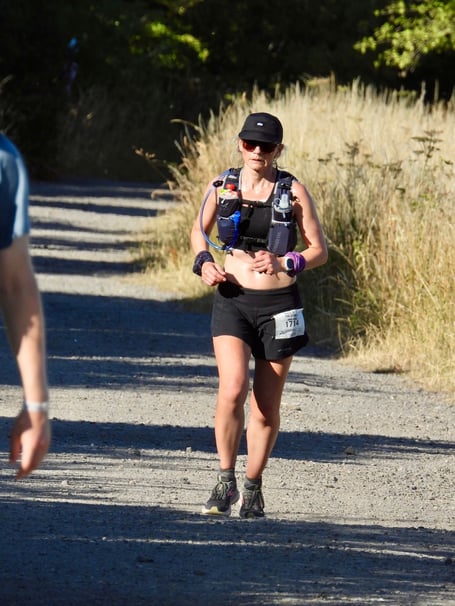 Anneliese Kesteven battled the heat on Saturday to run a 100km ultra marathon