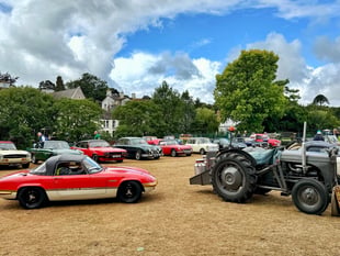 Classic cars on show in Dawlish 