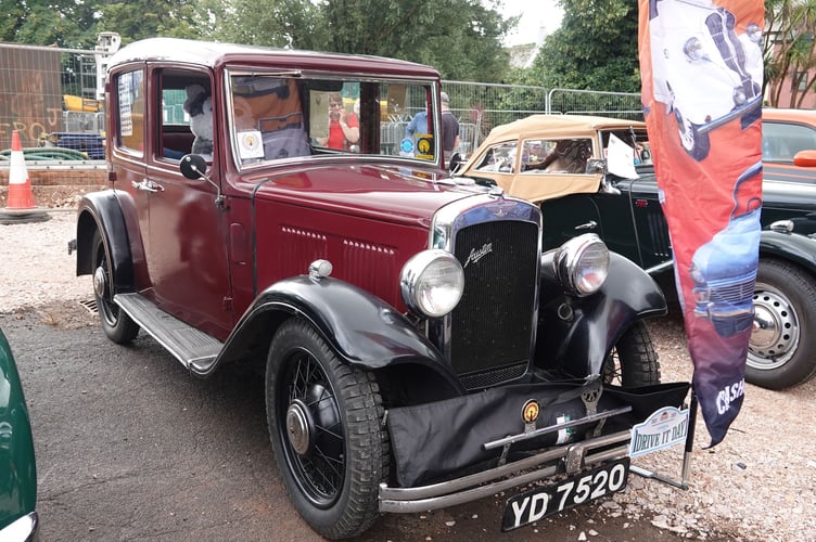 Dawlish Celebrates Carnival Car Show.  Photo Bob Simpson