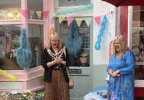 Mayor officially opens Teignmouth florist