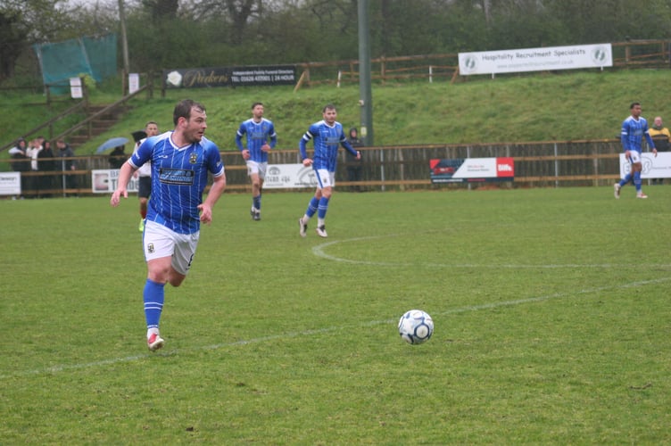Cieran Bridger in possession for Buckland Athletic