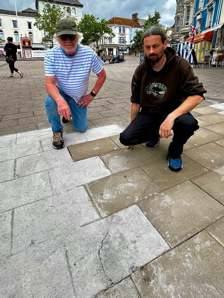 Councillors  in Teignmouth calling for urgent action after poor reinstatement