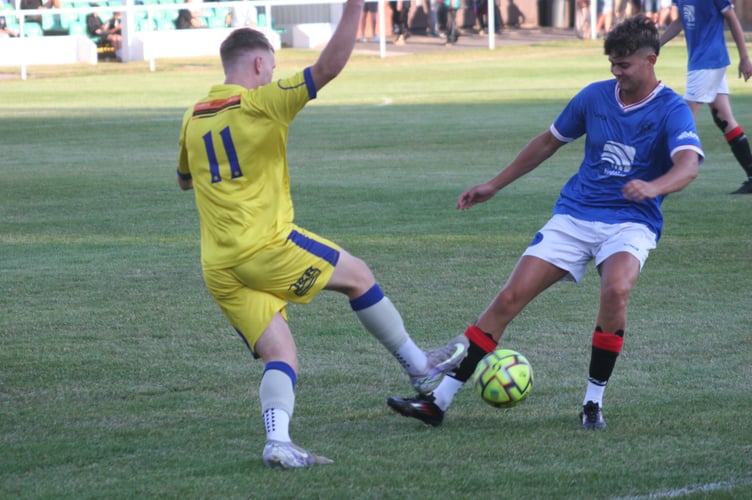 Jacob Pickavant in action for Newton Abbot Spurs