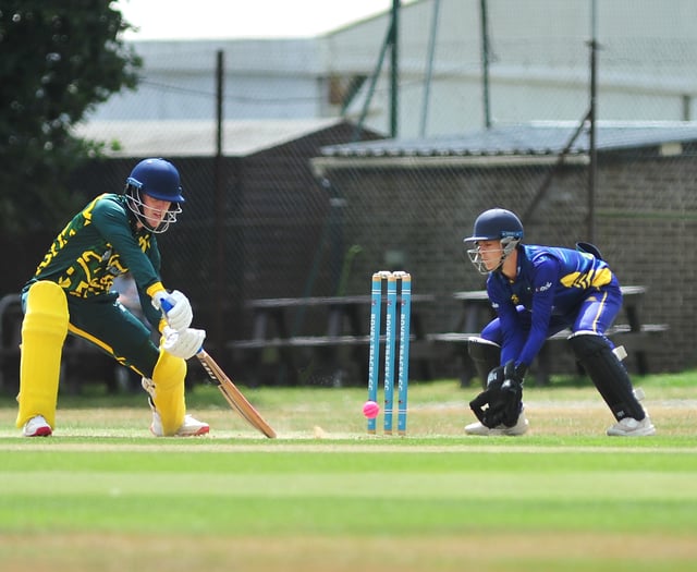 Bovey Tracey maintaining top three challenge