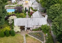 Celebrity couple in fresh planning battle