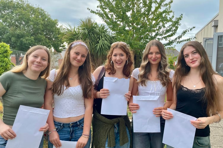 L-R Eliza Bryant-Rowe, Sienna Kenny, Esmee Gilder McRae, Lauren Attfield, Chloe Vicarage Teignmouth Community School