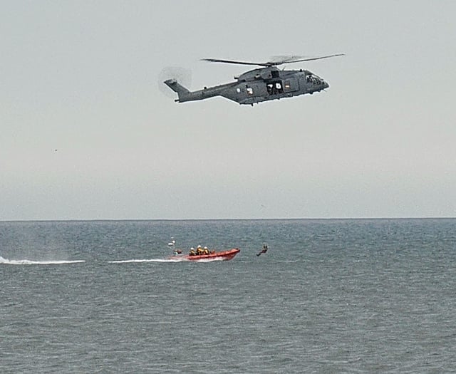 Navy drops in on RNLI training