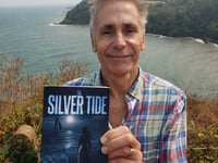 Teignmouth RNLI volunteer pens third novel