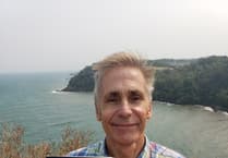 Teignmouth RNLI volunteer pens third novel