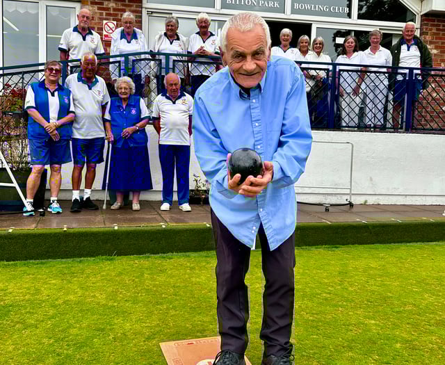 Navy vet battling cancer takes on marathon charity bowls challenge