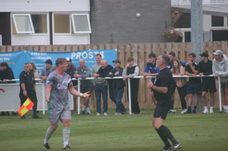Levi Landricombe remonstrates with the ref