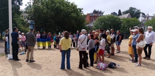 Dawlish seeks hosts to aid Ukrainians