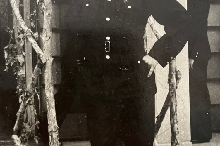 Gerry Turner in his Palestine Police uniform