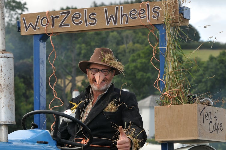 Moretonhampstead Carnival
Jonathan Cuming as a cetain Mr W Gummidge Esq on Worzels Wheels