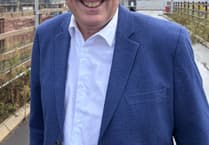 Kevin Smith fights for Kenn Valley