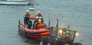 Flashing battery pack prompts RNLI call out