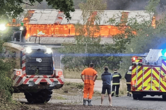 Fire at derelict building near Kingsteignton