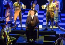 Knight to a5? Check this musical out