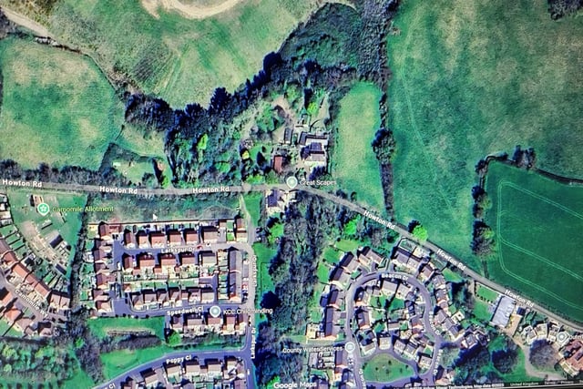 Councillors oppose  33-home development 