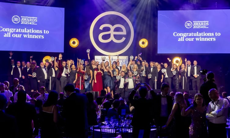 Simpkins Edwards won Employer of the Year Gold at the Accountancy Excellence Awards
