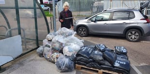 Volunteers clear litter from River Teign